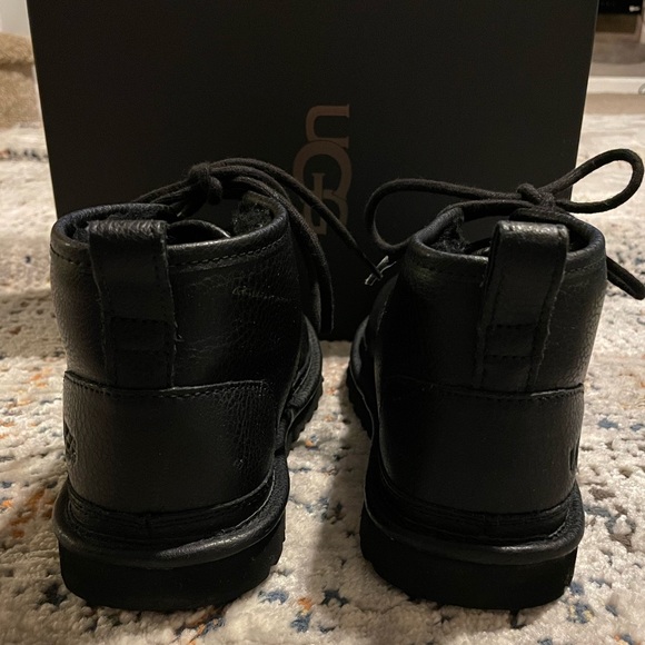 Women’s UGG Neumel size 7 - Picture 6 of 7